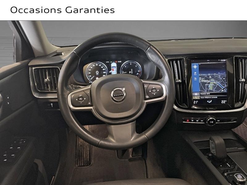 Voitures occasions VOLVO V60 Momentum Business Paris