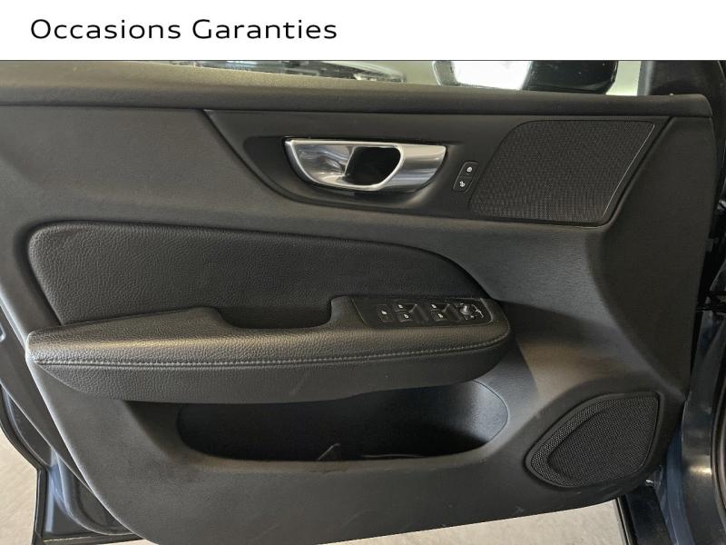 Voitures occasions VOLVO V60 Momentum Business Paris