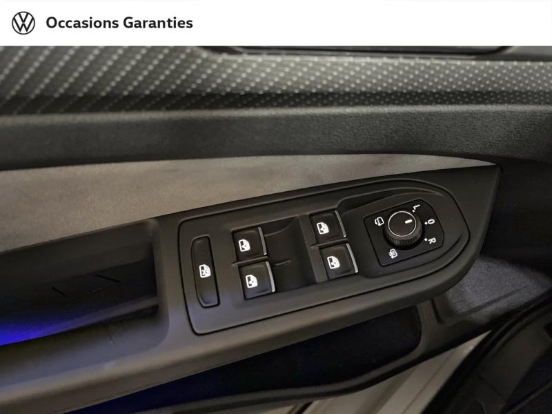 Voitures occasions VOLKSWAGEN GOLF R-Line Paris