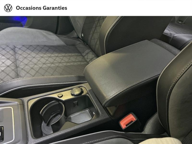 Voitures occasions VOLKSWAGEN GOLF R-Line Paris