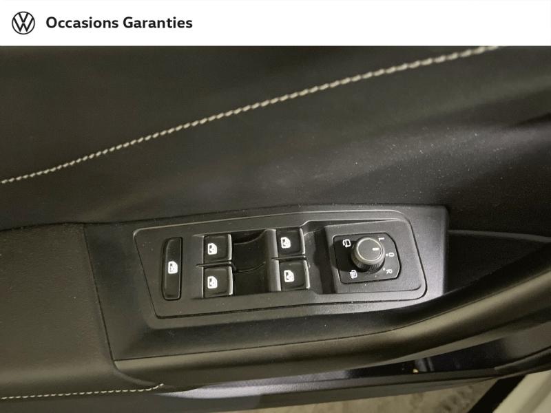Voitures occasions VOLKSWAGEN T-ROC Style Paris
