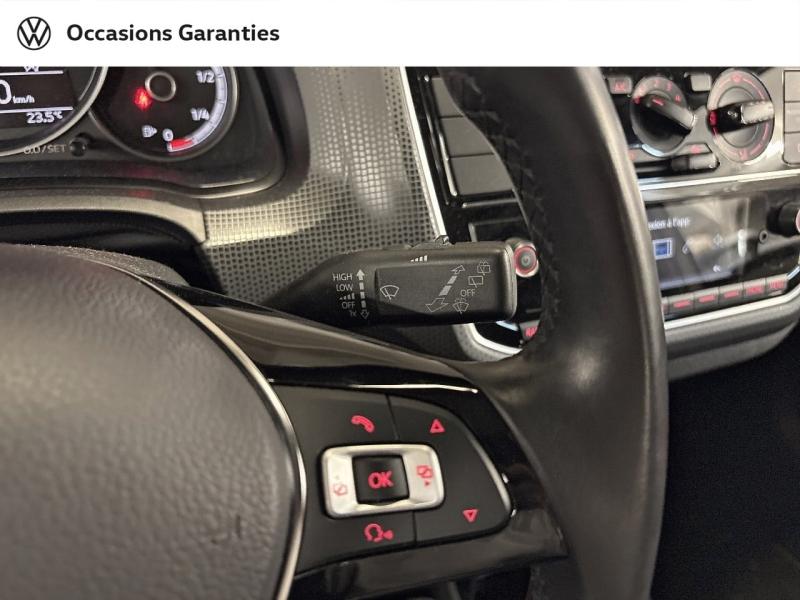 Voitures occasions VOLKSWAGEN up! up! Connect Paris