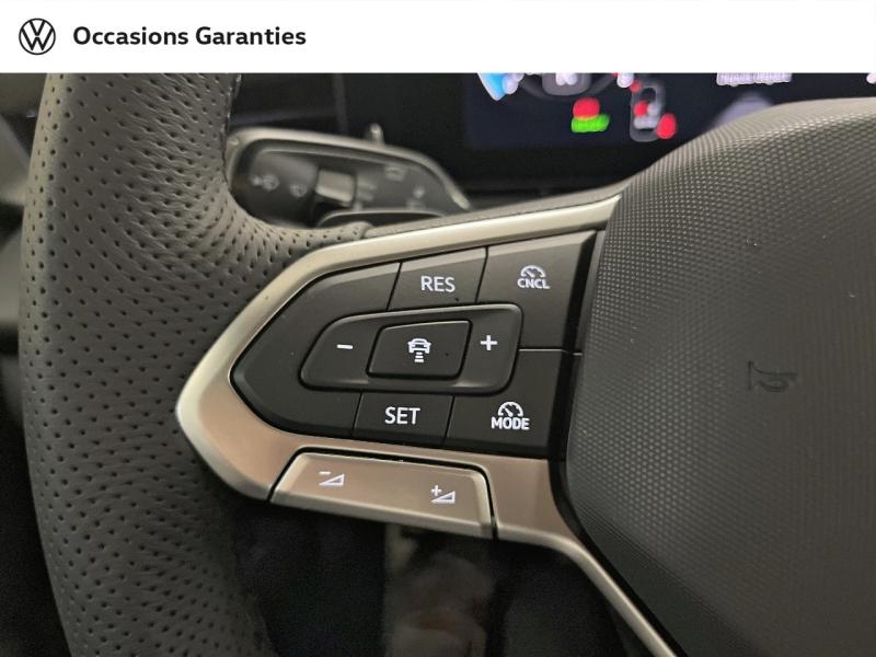 Voitures occasions VOLKSWAGEN T-ROC R-Line Paris
