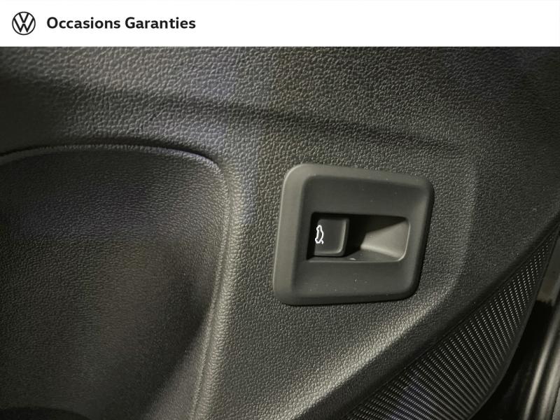 Voitures occasions VOLKSWAGEN T-ROC R-Line Paris