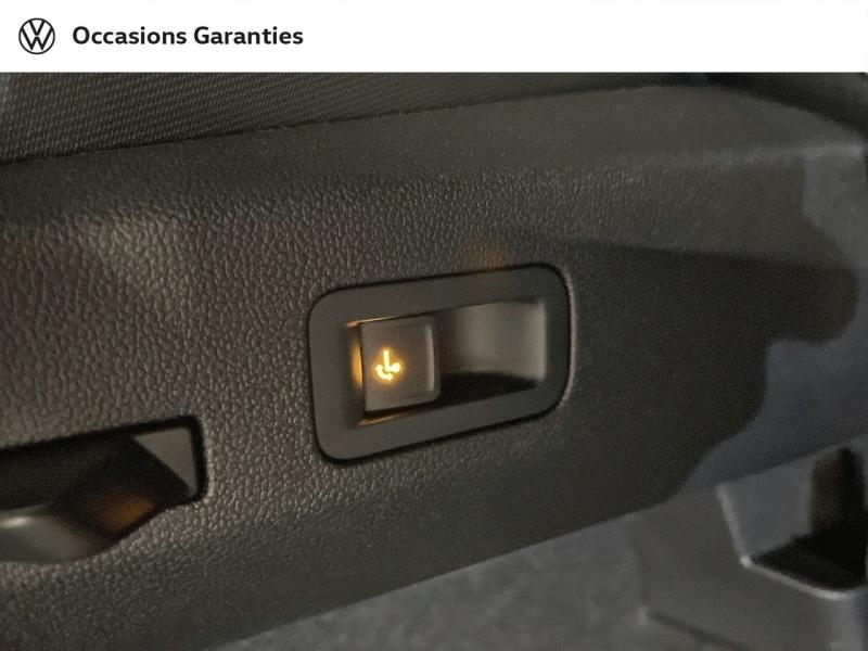 Voitures occasions VOLKSWAGEN T-ROC R-Line Paris