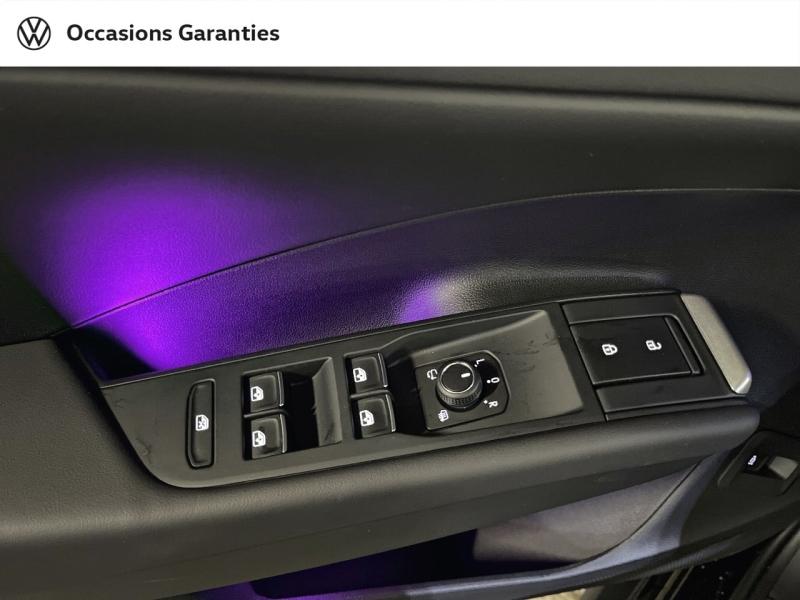 Voitures occasions VOLKSWAGEN T-ROC R-Line Paris