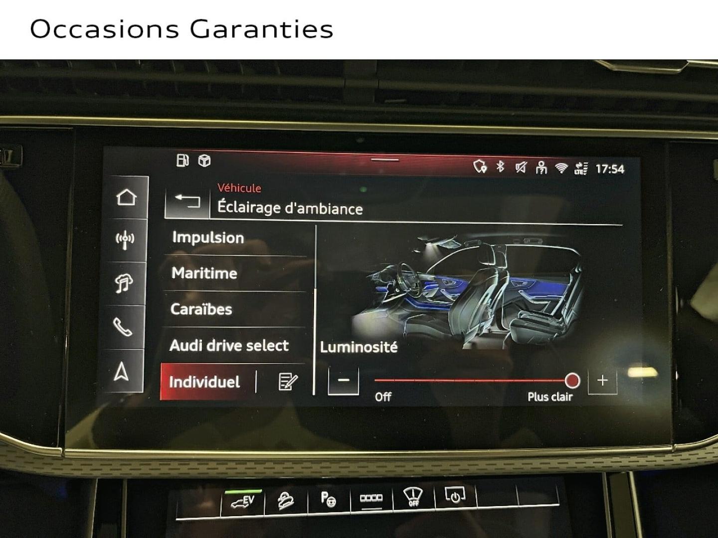 Voitures occasions Audi Q8 Compétition Paris