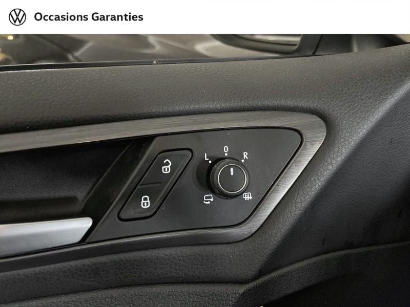 Voitures occasions VOLKSWAGEN GOLF Confortline Paris