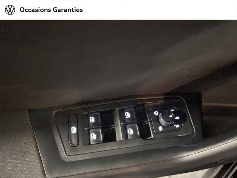 Voitures occasions VOLKSWAGEN T-ROC VW Edition Paris