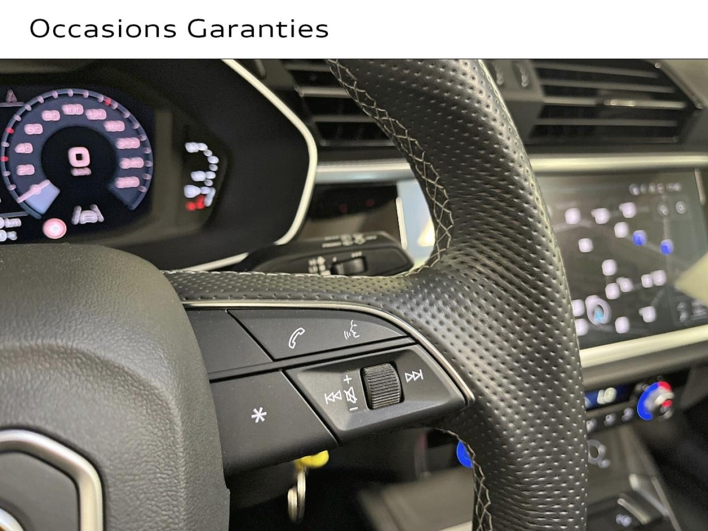 Voitures occasions Audi Q3 Sportback S line Paris