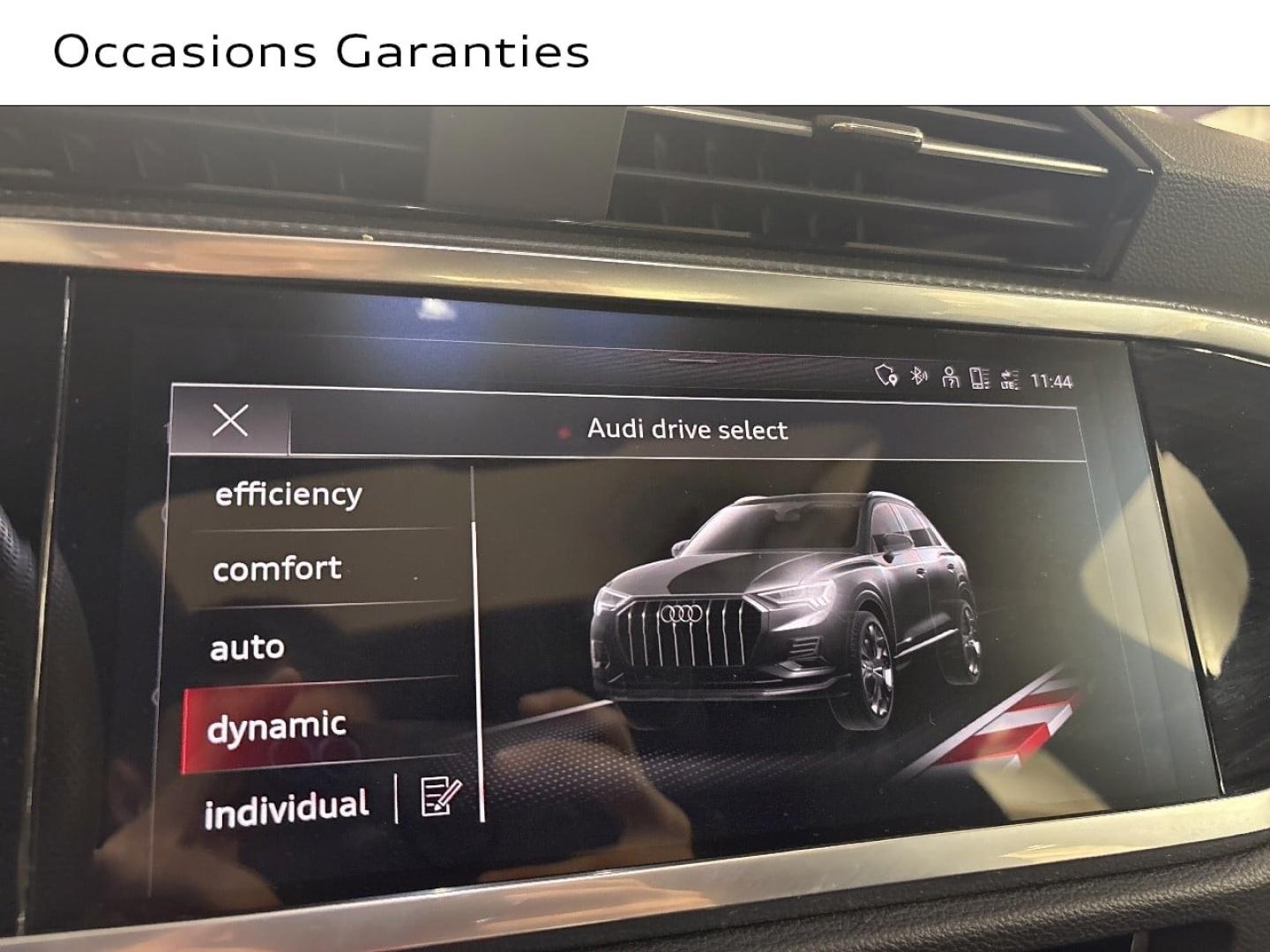 Voitures occasions Audi Q3 S line Paris