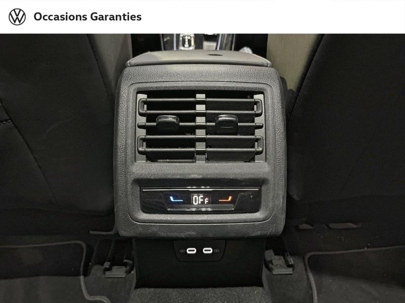 Voitures occasions VOLKSWAGEN GOLF R-Line Paris
