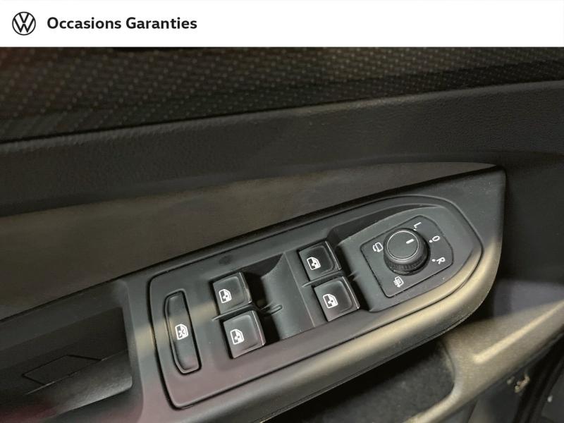 Voitures occasions VOLKSWAGEN GOLF R-Line Paris