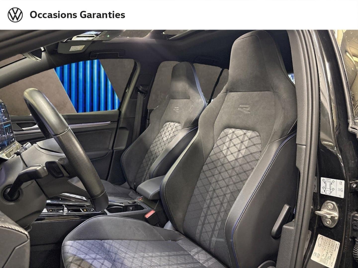 Voitures occasions VOLKSWAGEN GOLF R-Line Paris