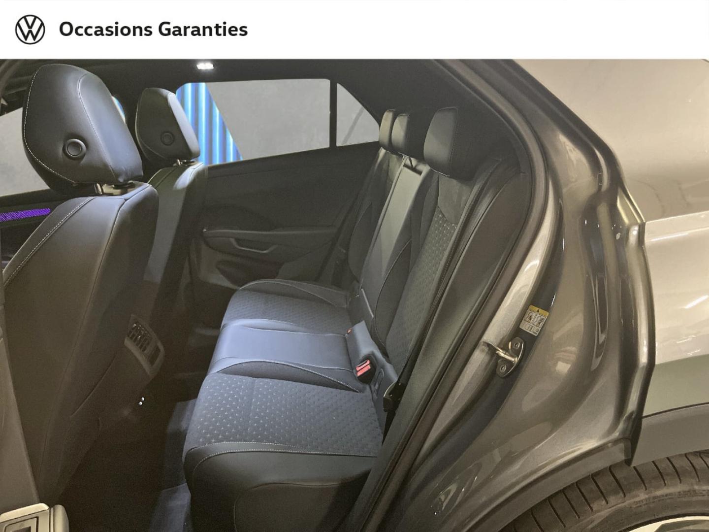 Voitures occasions VOLKSWAGEN T-ROC R-Line Paris