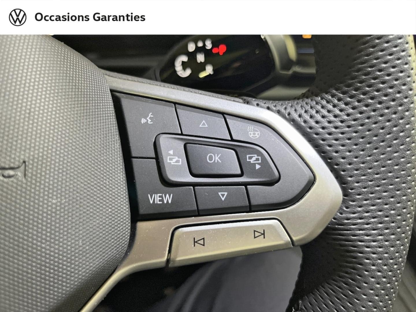 Voitures occasions VOLKSWAGEN T-ROC R-Line Paris