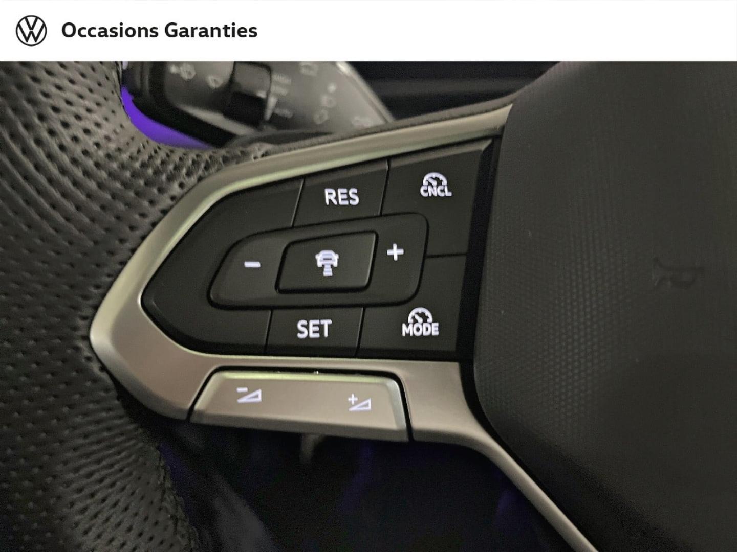 Voitures occasions VOLKSWAGEN T-ROC R-Line Paris