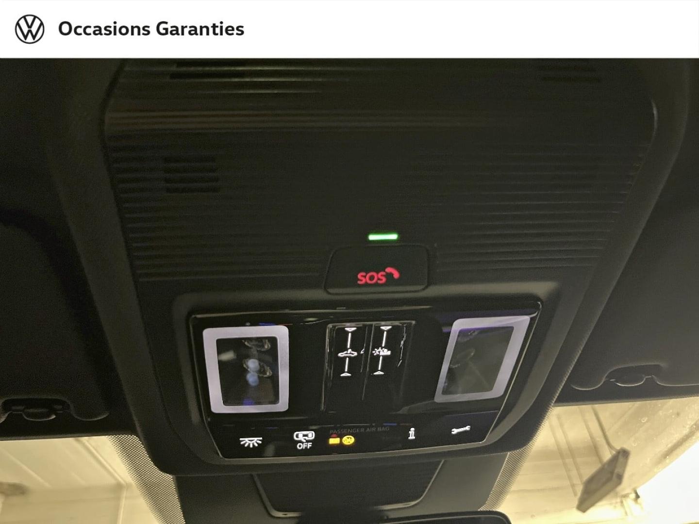 Voitures occasions VOLKSWAGEN T-ROC R-Line Paris
