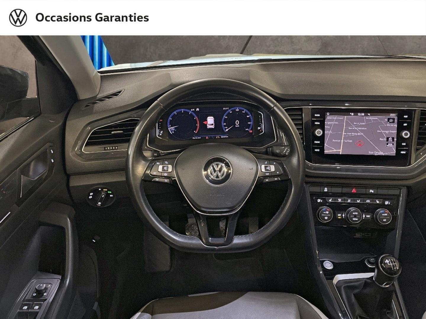 Voitures occasions VOLKSWAGEN T-ROC Carat Exclusive Paris