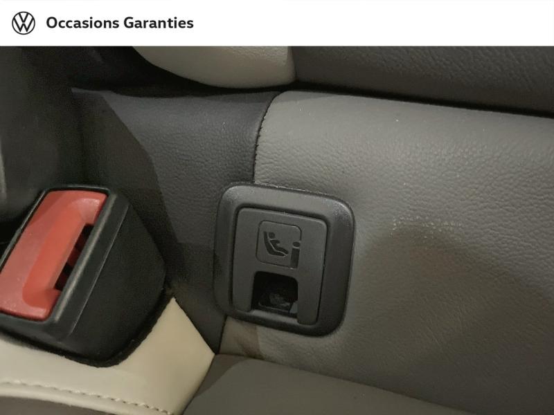 Voitures occasions VOLKSWAGEN T-ROC Carat Exclusive Paris