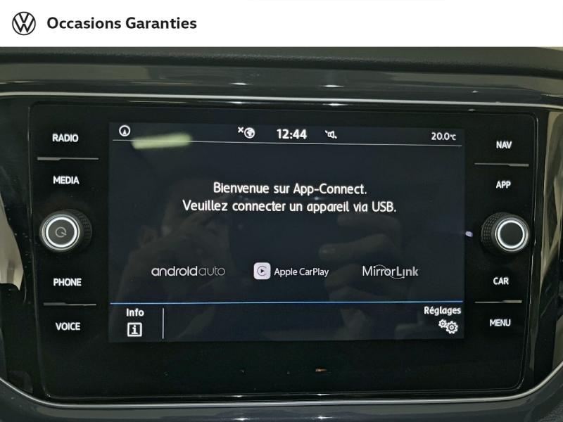 Voitures occasions VOLKSWAGEN T-ROC Carat Exclusive Paris
