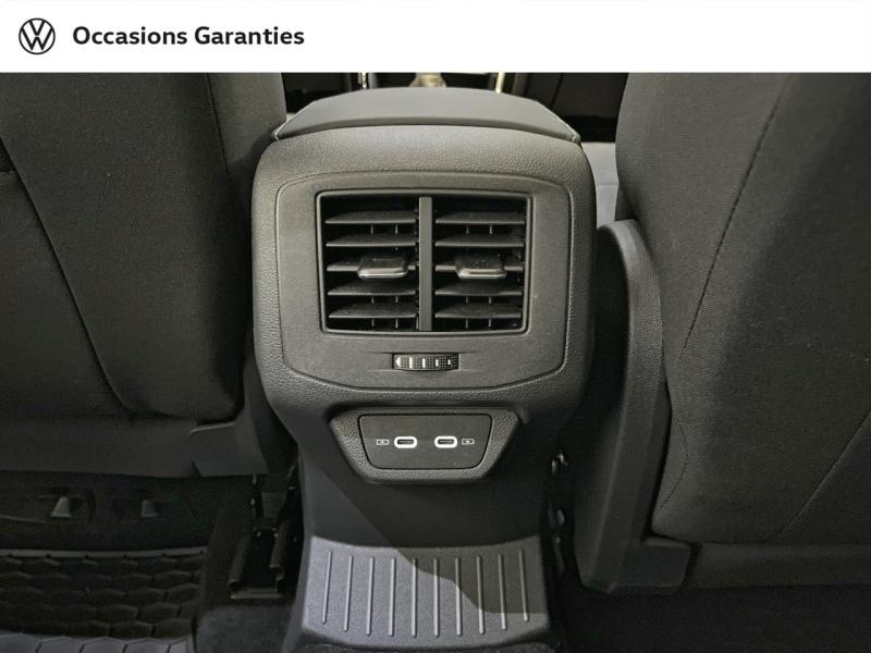 Voitures occasions VOLKSWAGEN T-ROC R-Line Paris