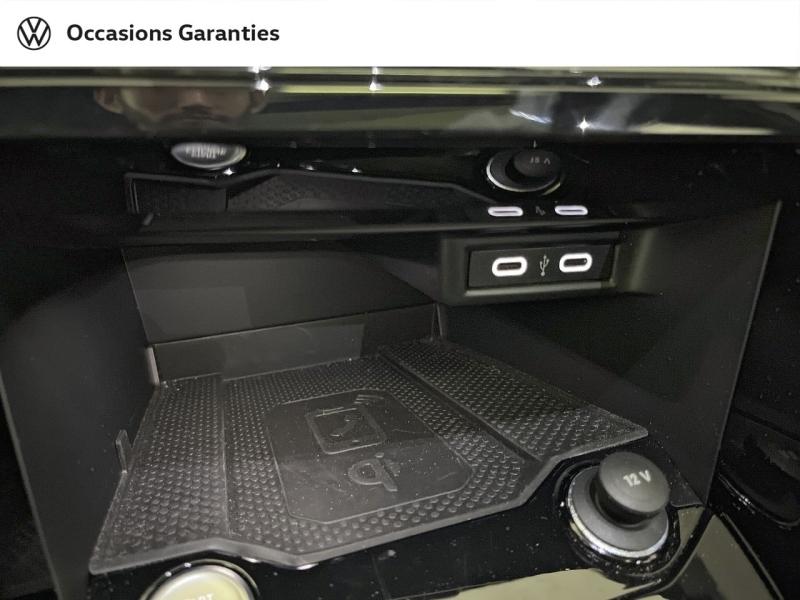 Voitures occasions VOLKSWAGEN T-ROC R-Line Paris