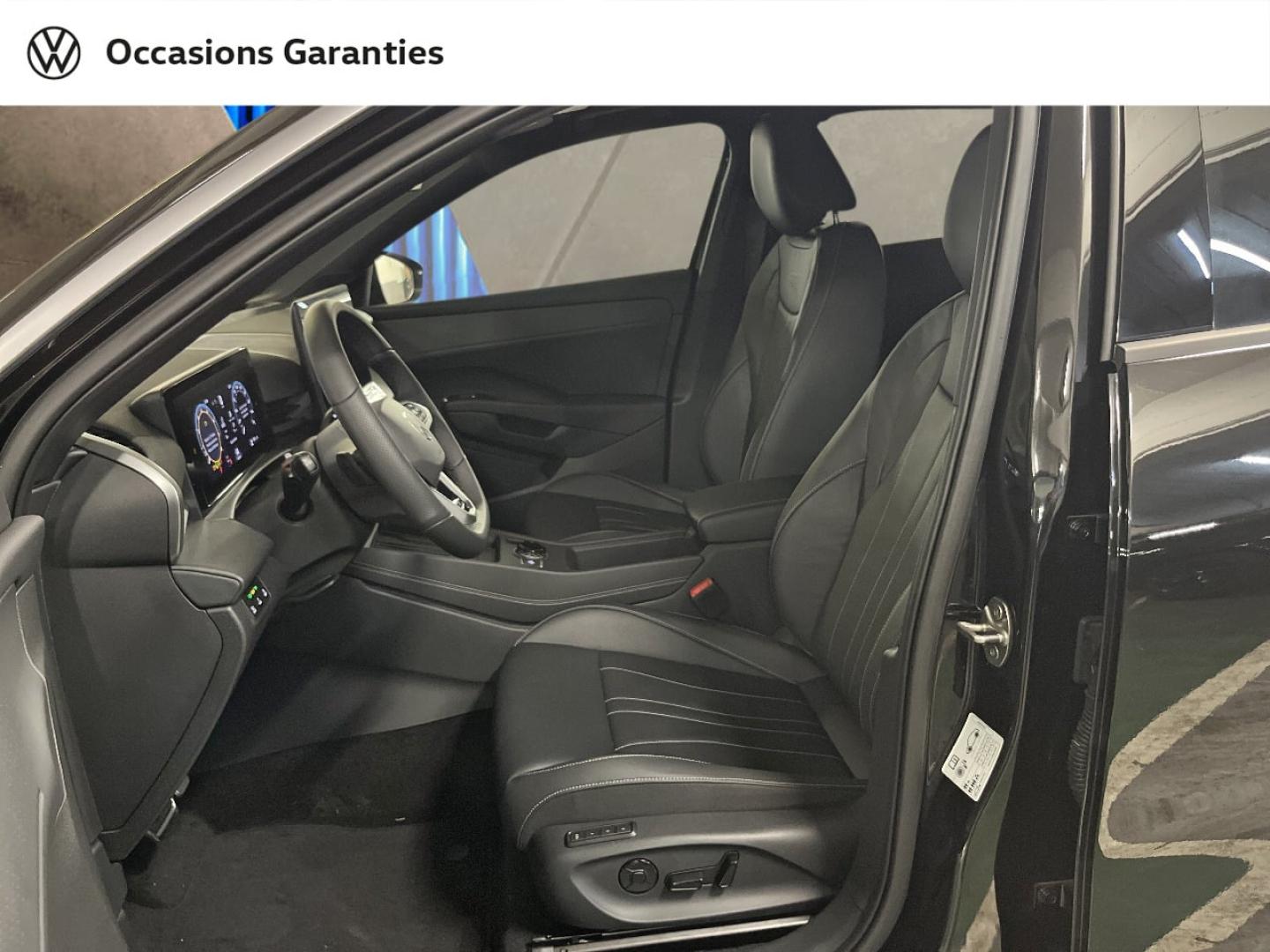 Voitures occasions VOLKSWAGEN T-ROC R-Line Paris