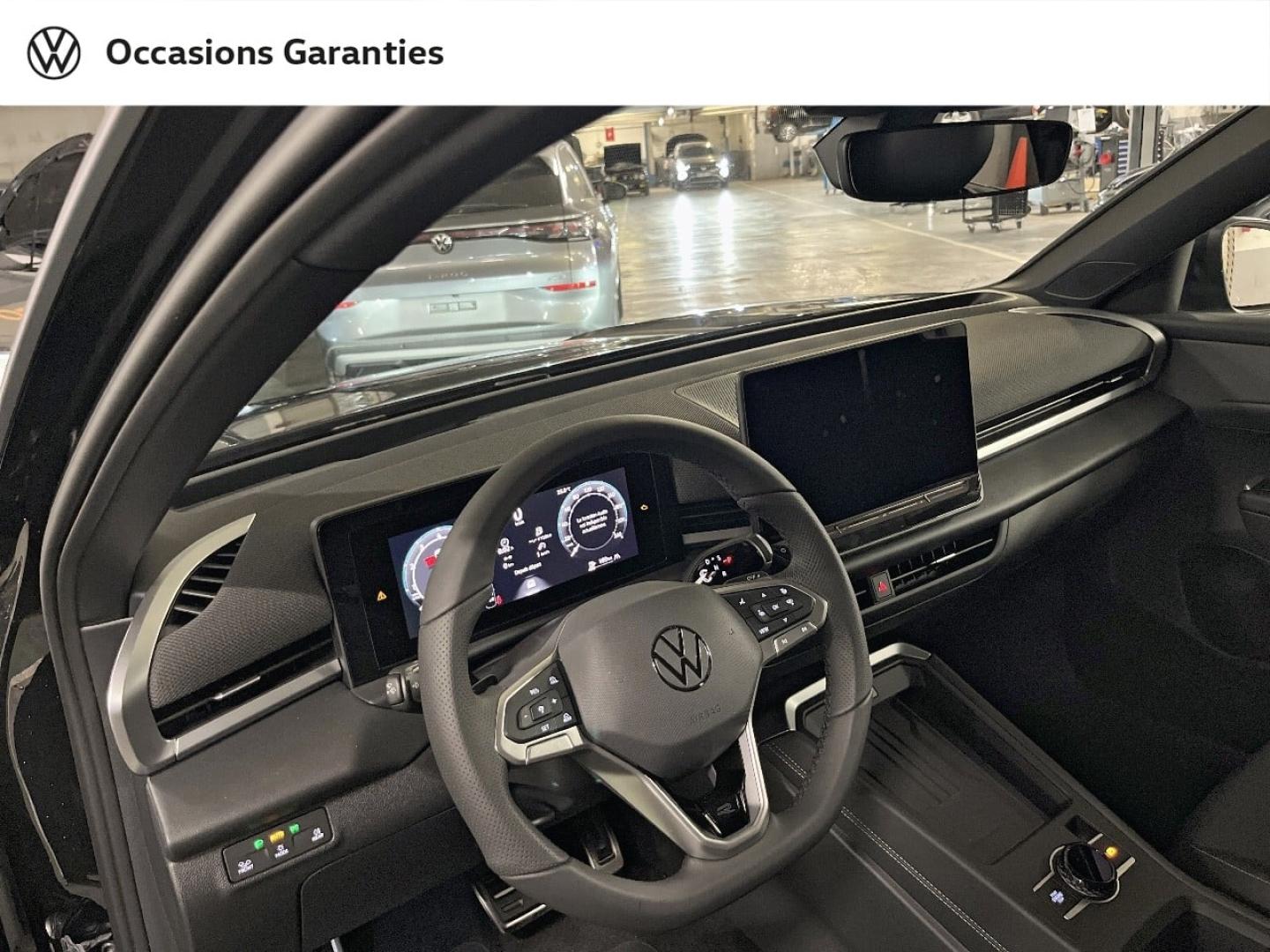 Voitures occasions VOLKSWAGEN T-ROC R-Line Paris