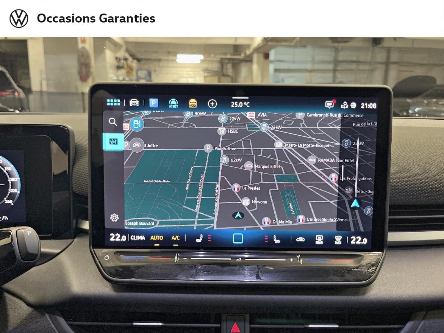 Voitures occasions VOLKSWAGEN T-ROC R-Line Paris