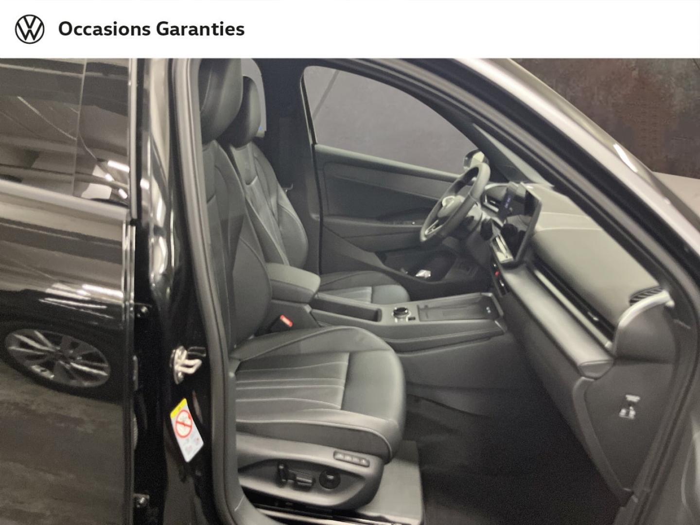 Voitures occasions VOLKSWAGEN T-ROC R-Line Paris