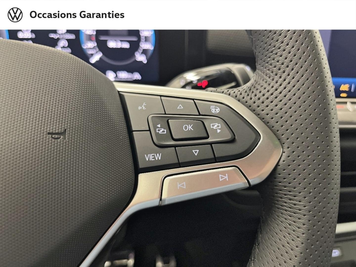 Voitures occasions VOLKSWAGEN T-ROC R-Line Paris