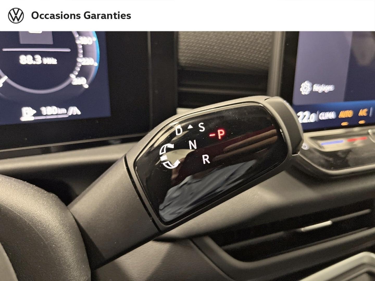 Voitures occasions VOLKSWAGEN T-ROC R-Line Paris