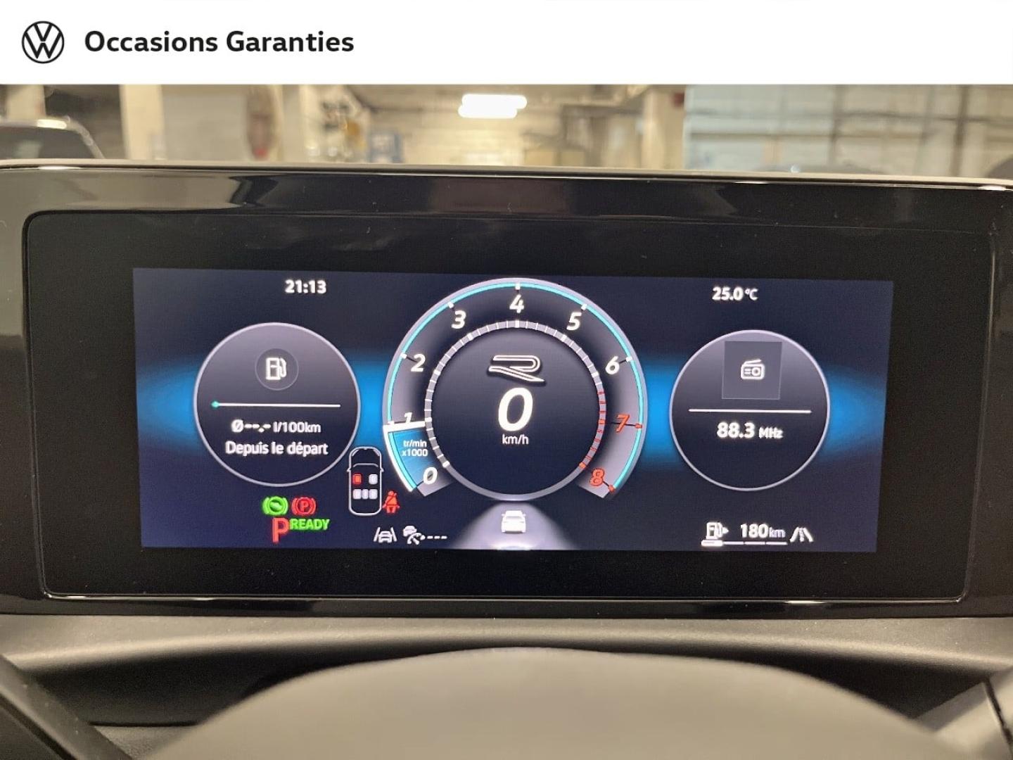 Voitures occasions VOLKSWAGEN T-ROC R-Line Paris