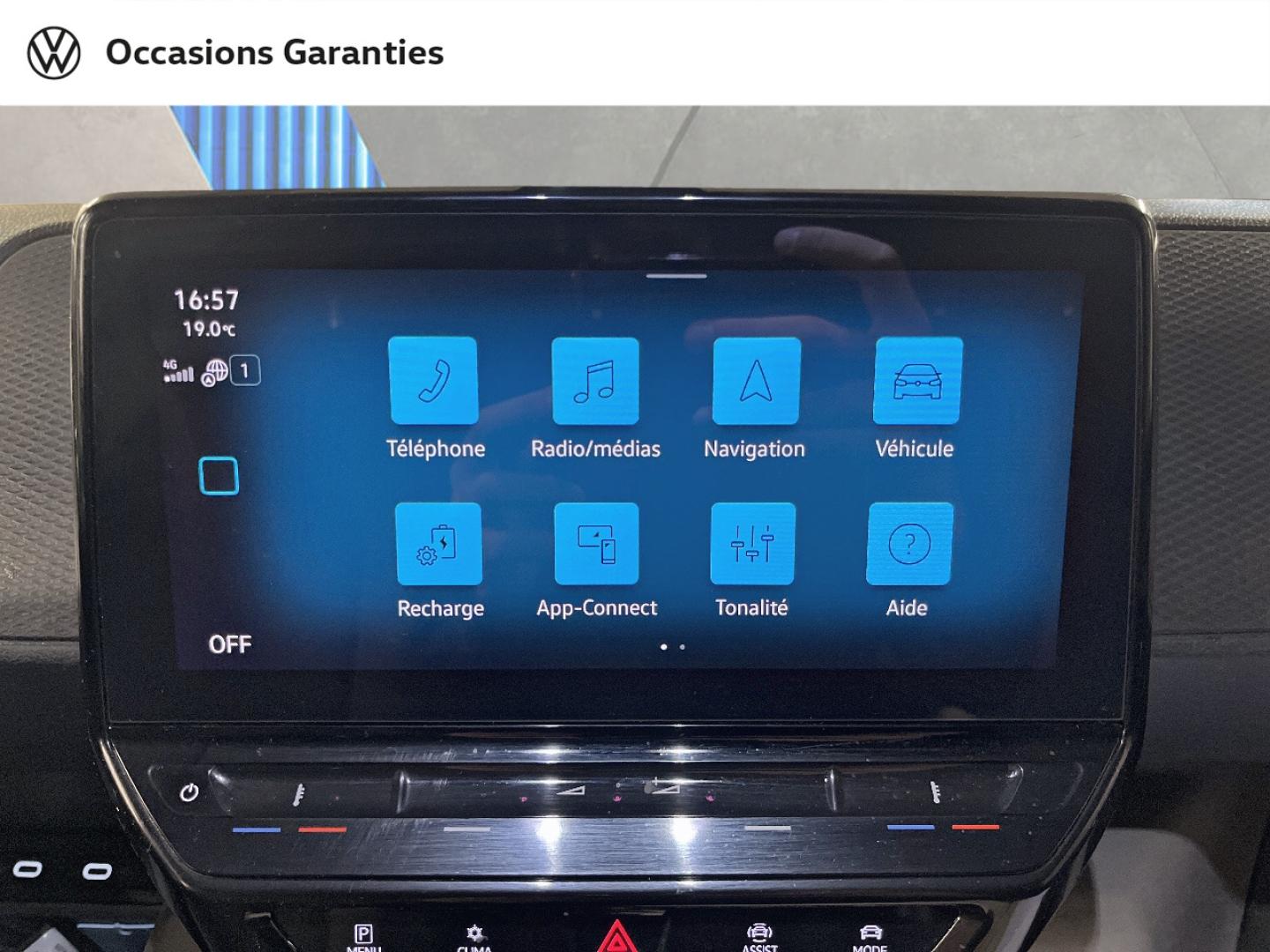 Voitures occasions VOLKSWAGEN UTILITAIRES ID. BUZZ CARGO Base Paris