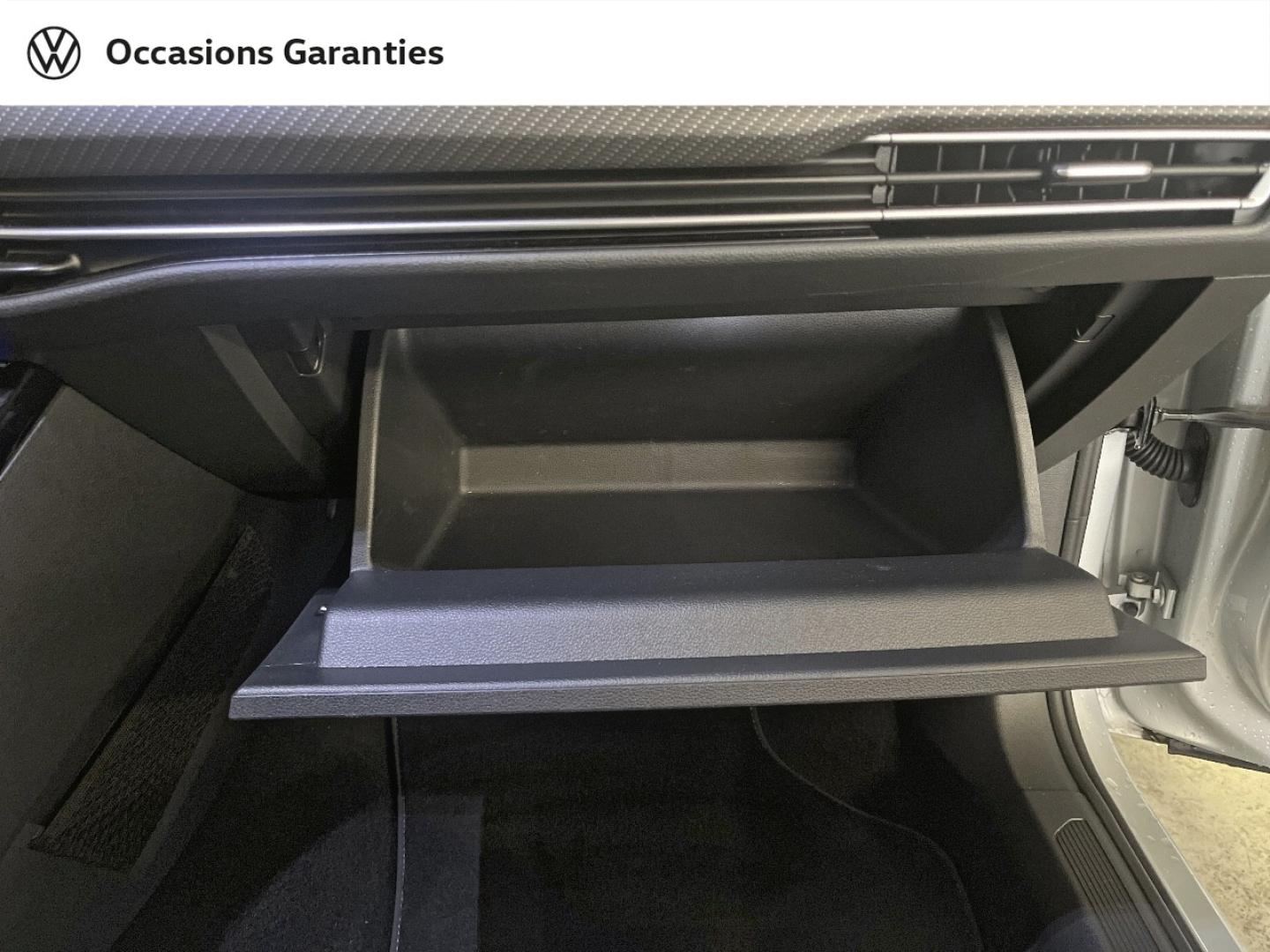 Voitures occasions VOLKSWAGEN GOLF R-Line Paris