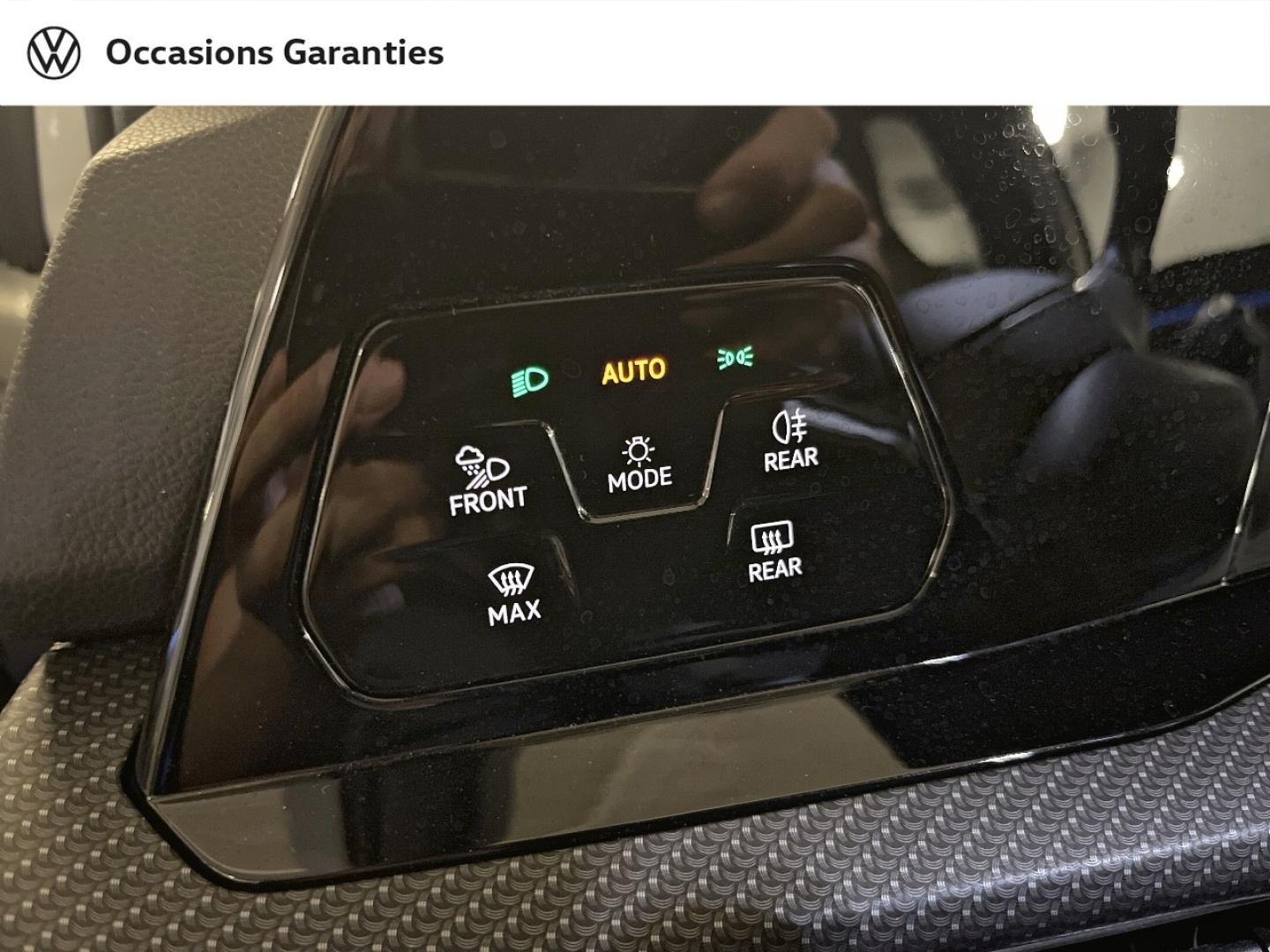 Voitures occasions VOLKSWAGEN GOLF R-Line Paris