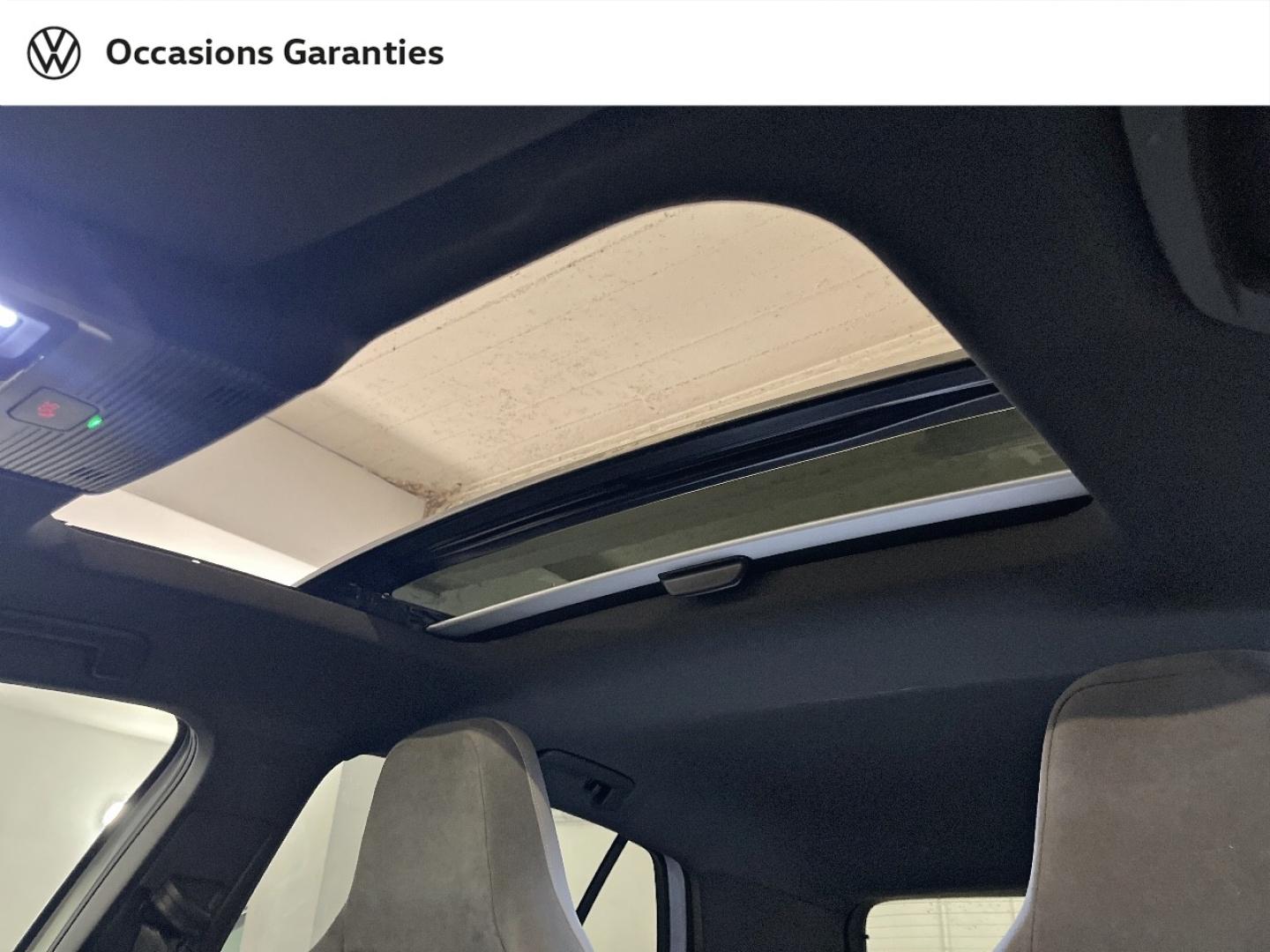Voitures occasions VOLKSWAGEN GOLF R-Line Paris
