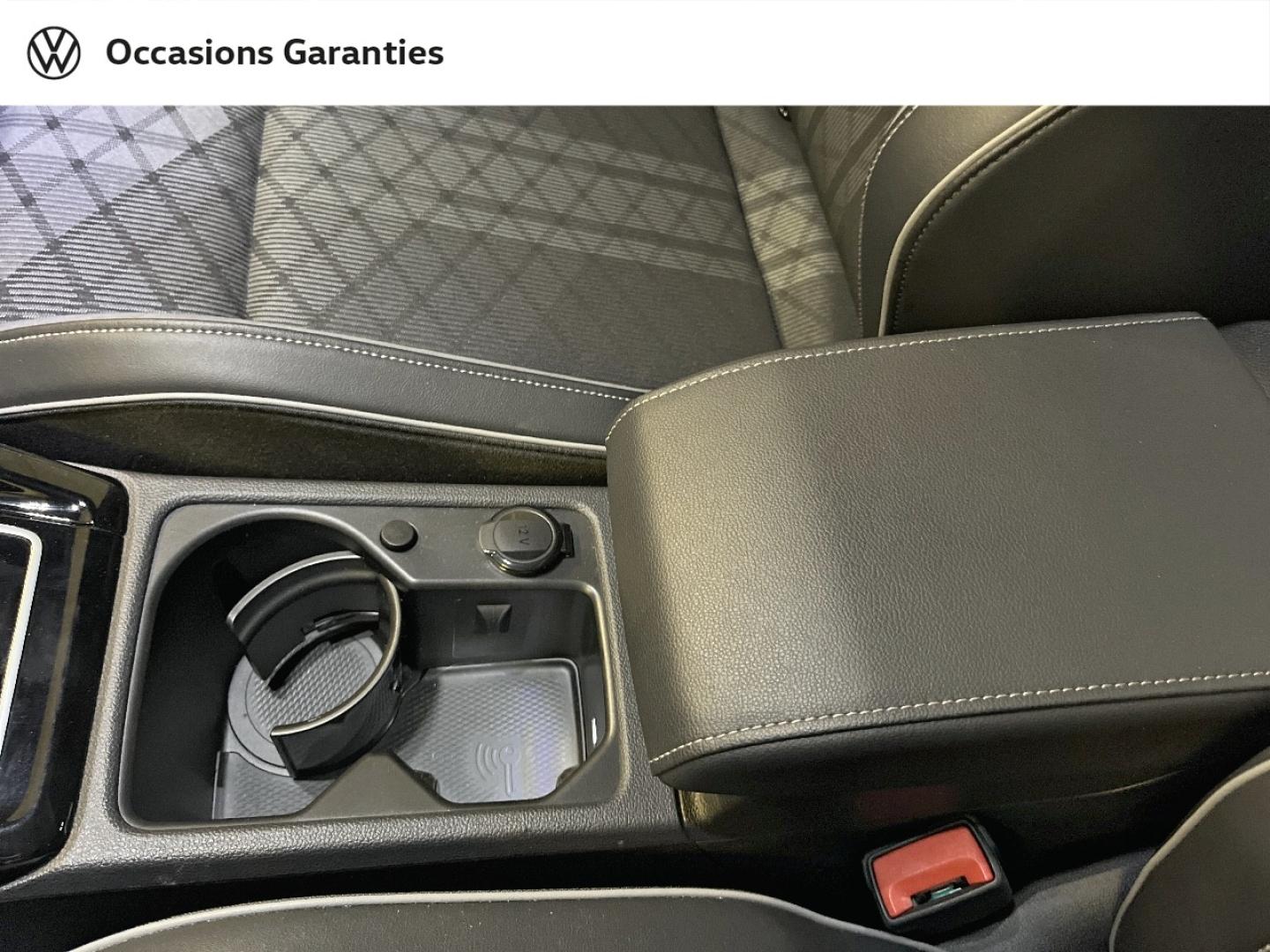 Voitures occasions VOLKSWAGEN GOLF R-Line Paris