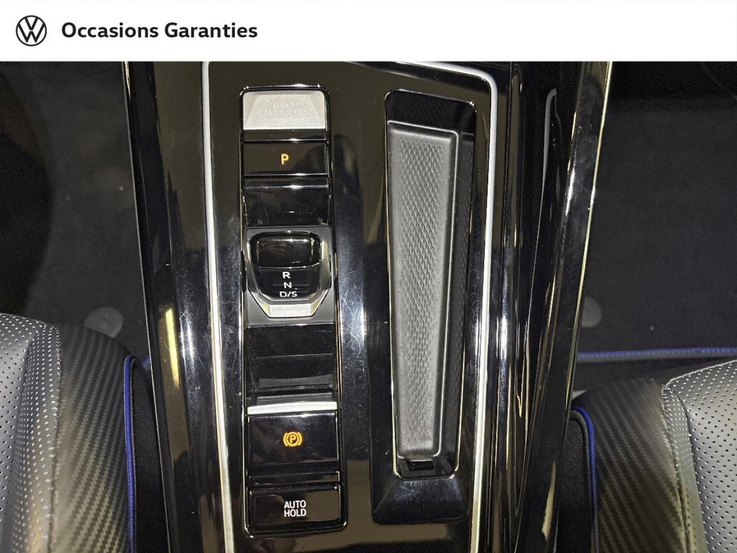 Voitures occasions VOLKSWAGEN GOLF R 20 ans Paris