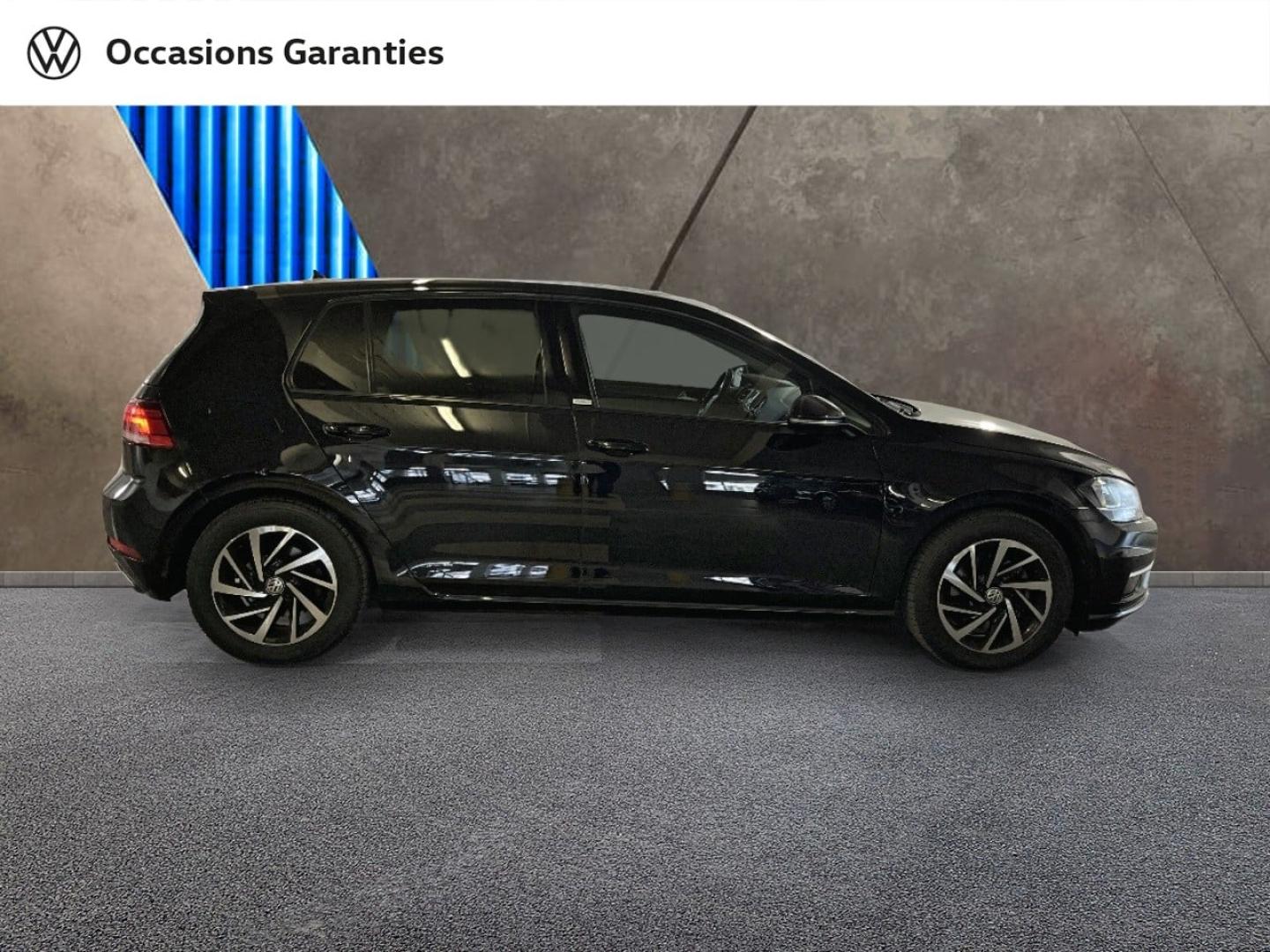 Voitures occasions VOLKSWAGEN GOLF Connect Paris