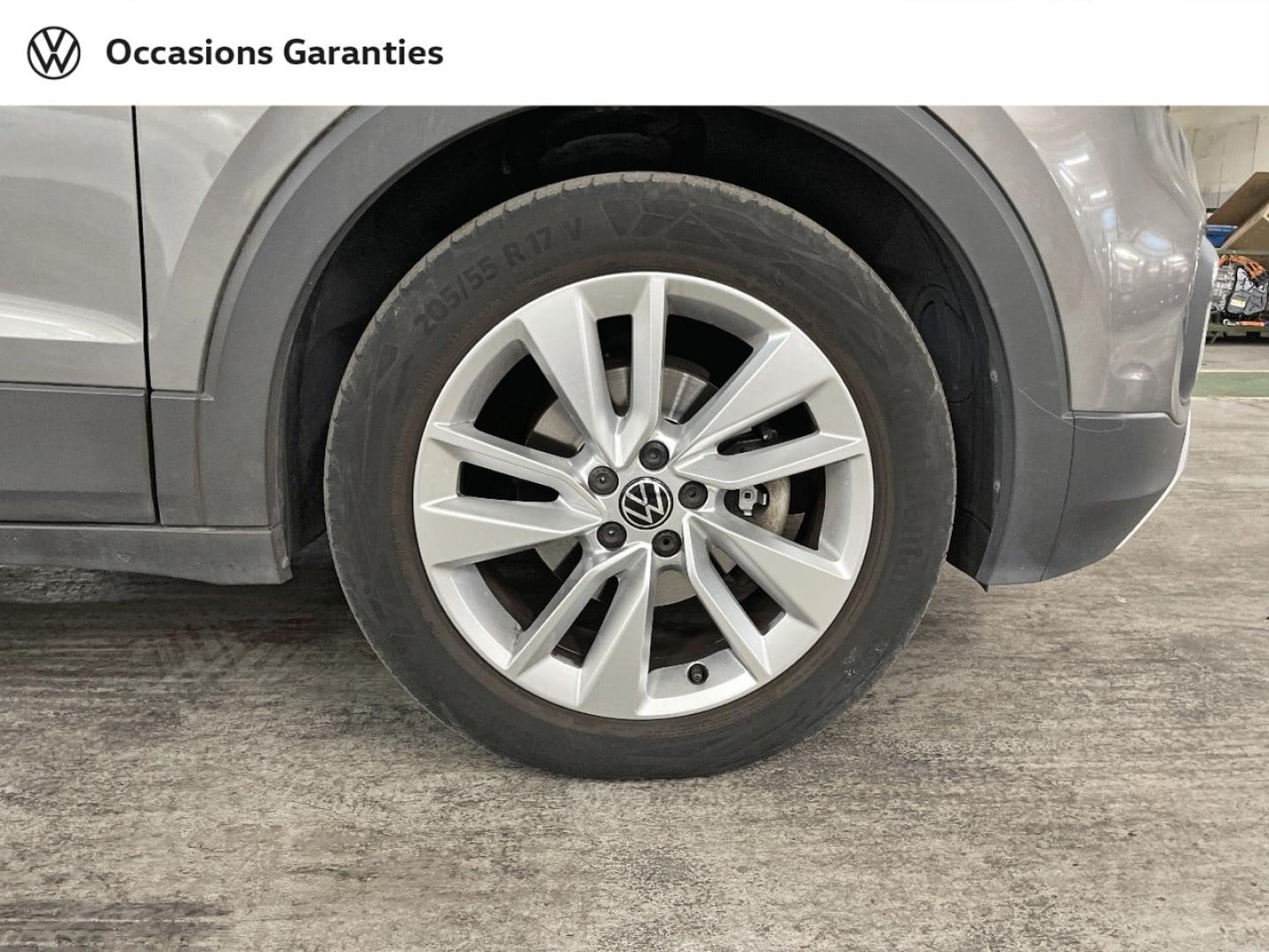 Voitures occasions VOLKSWAGEN T-CROSS Carat Paris