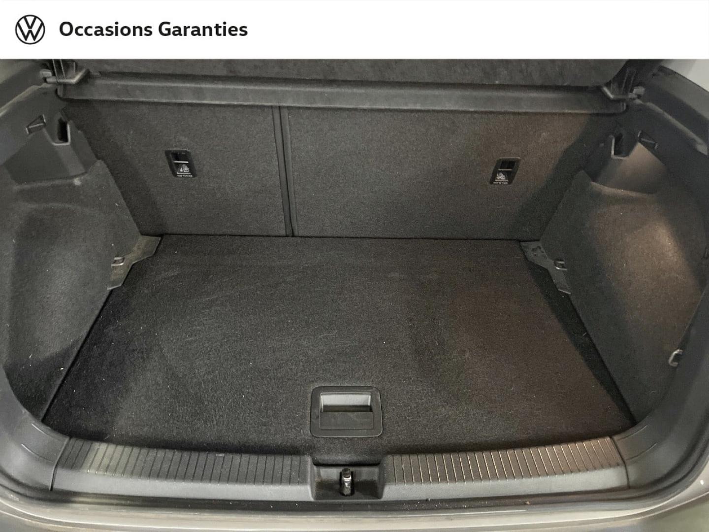 Voitures occasions VOLKSWAGEN T-CROSS Carat Paris
