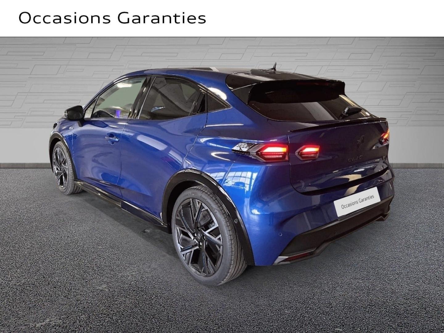 Voitures occasions RENAULT CLIO esprit Alpine Paris
