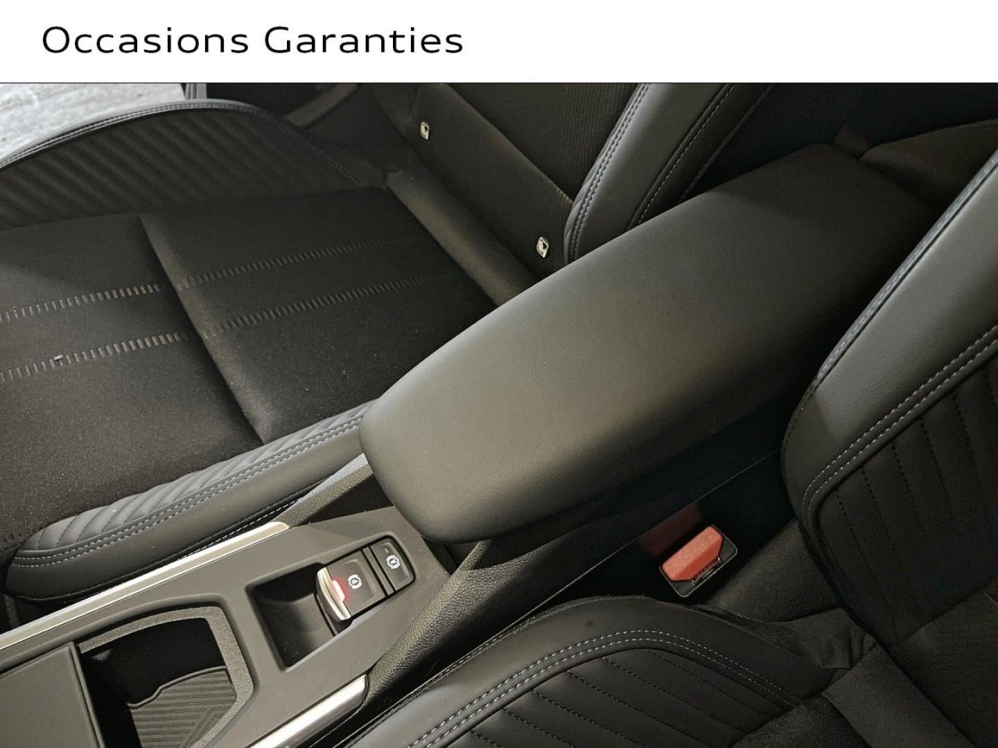 Voitures occasions RENAULT CLIO esprit Alpine Paris