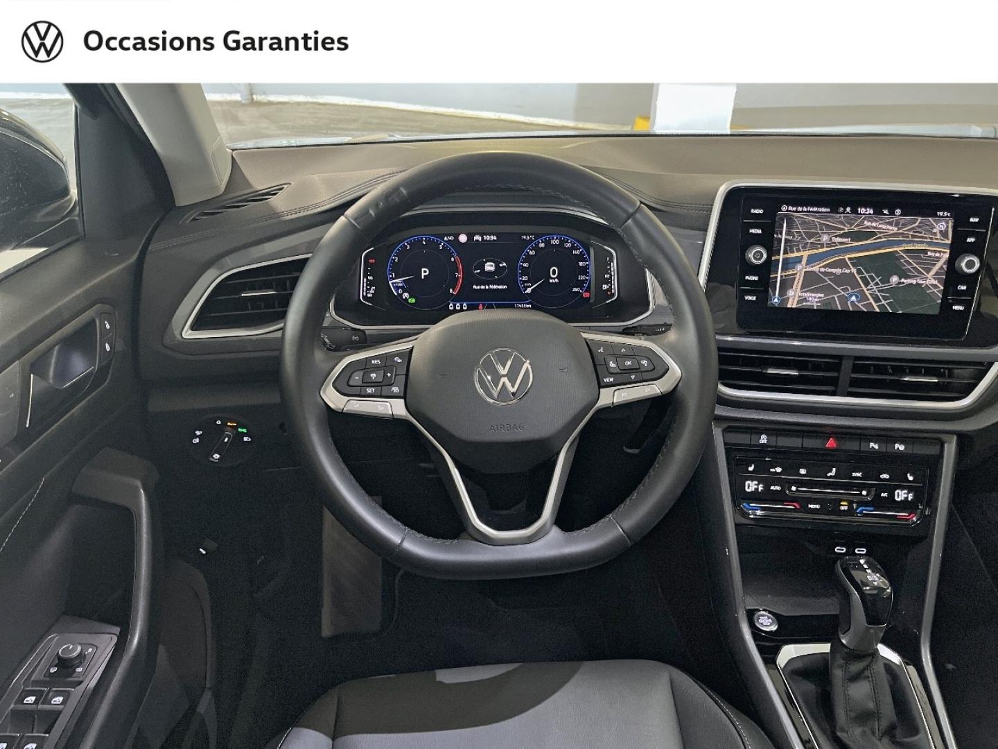 Voitures occasions VOLKSWAGEN T-ROC Style Exclusive Paris