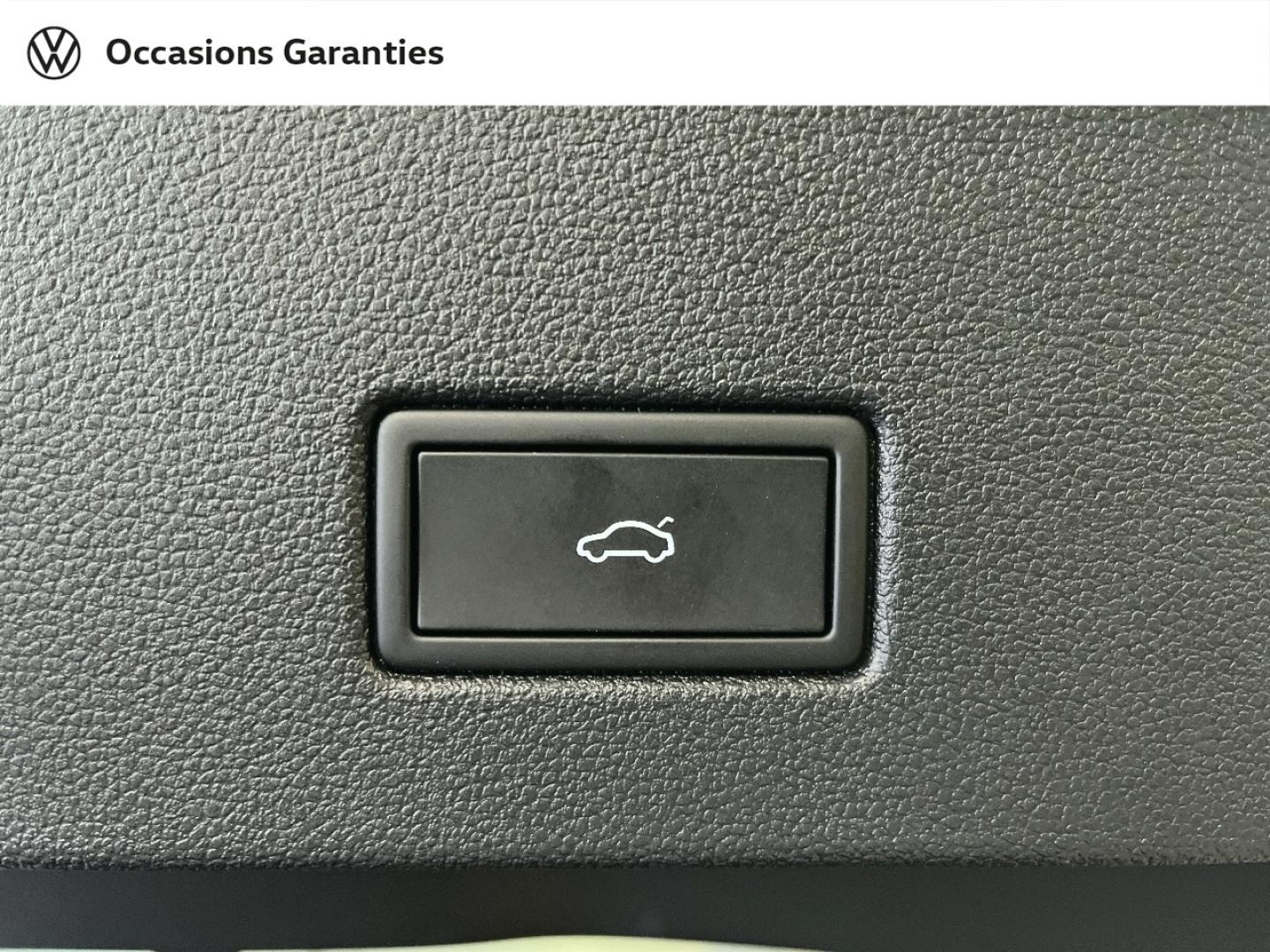 Voitures occasions VOLKSWAGEN T-ROC Style Exclusive Paris