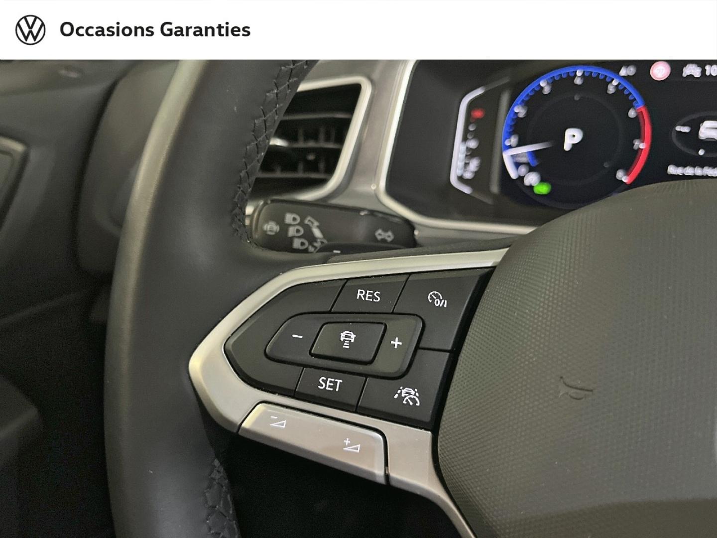 Voitures occasions VOLKSWAGEN T-ROC Style Exclusive Paris
