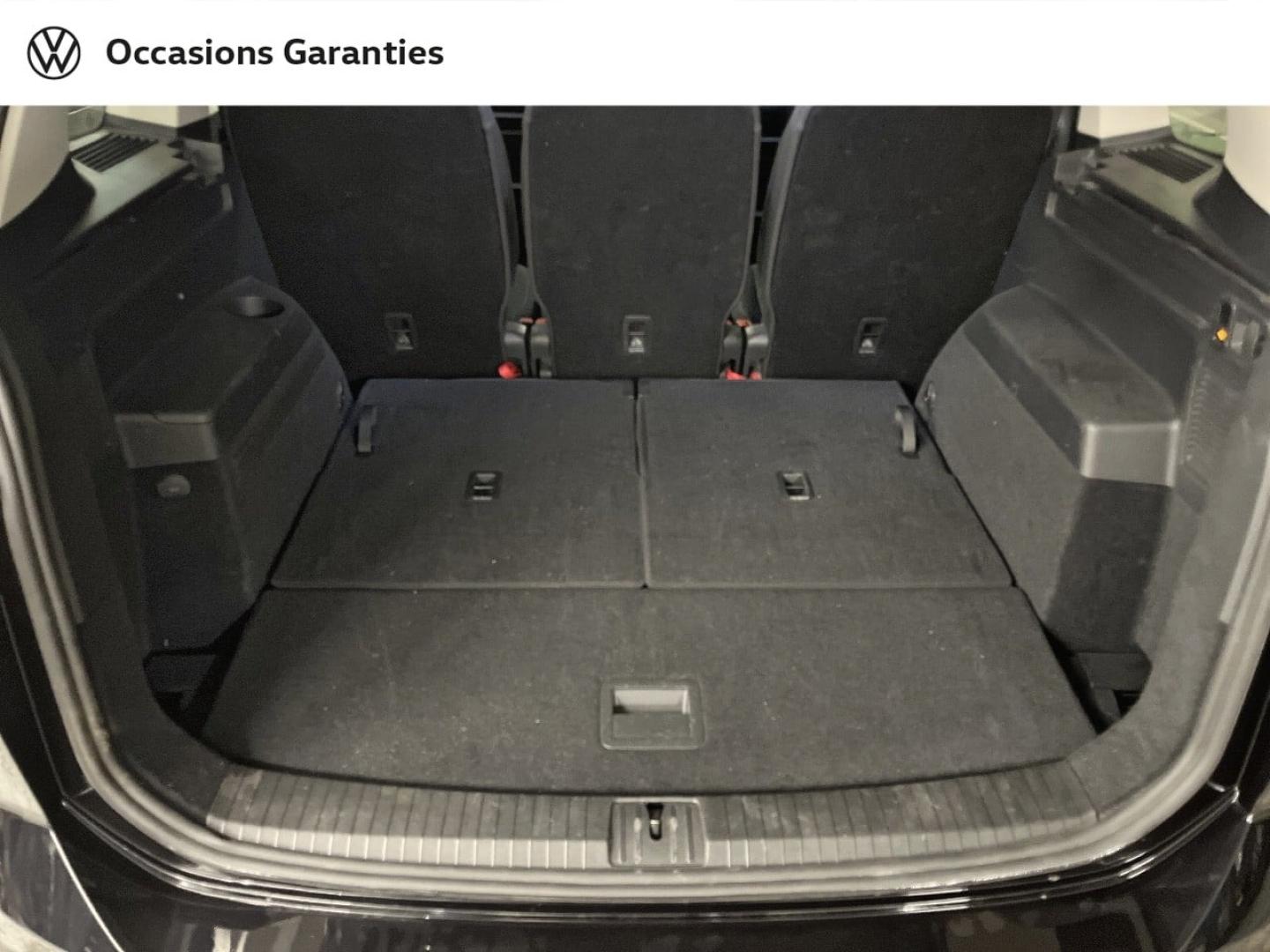 Voitures occasions VOLKSWAGEN TOURAN Carat Paris