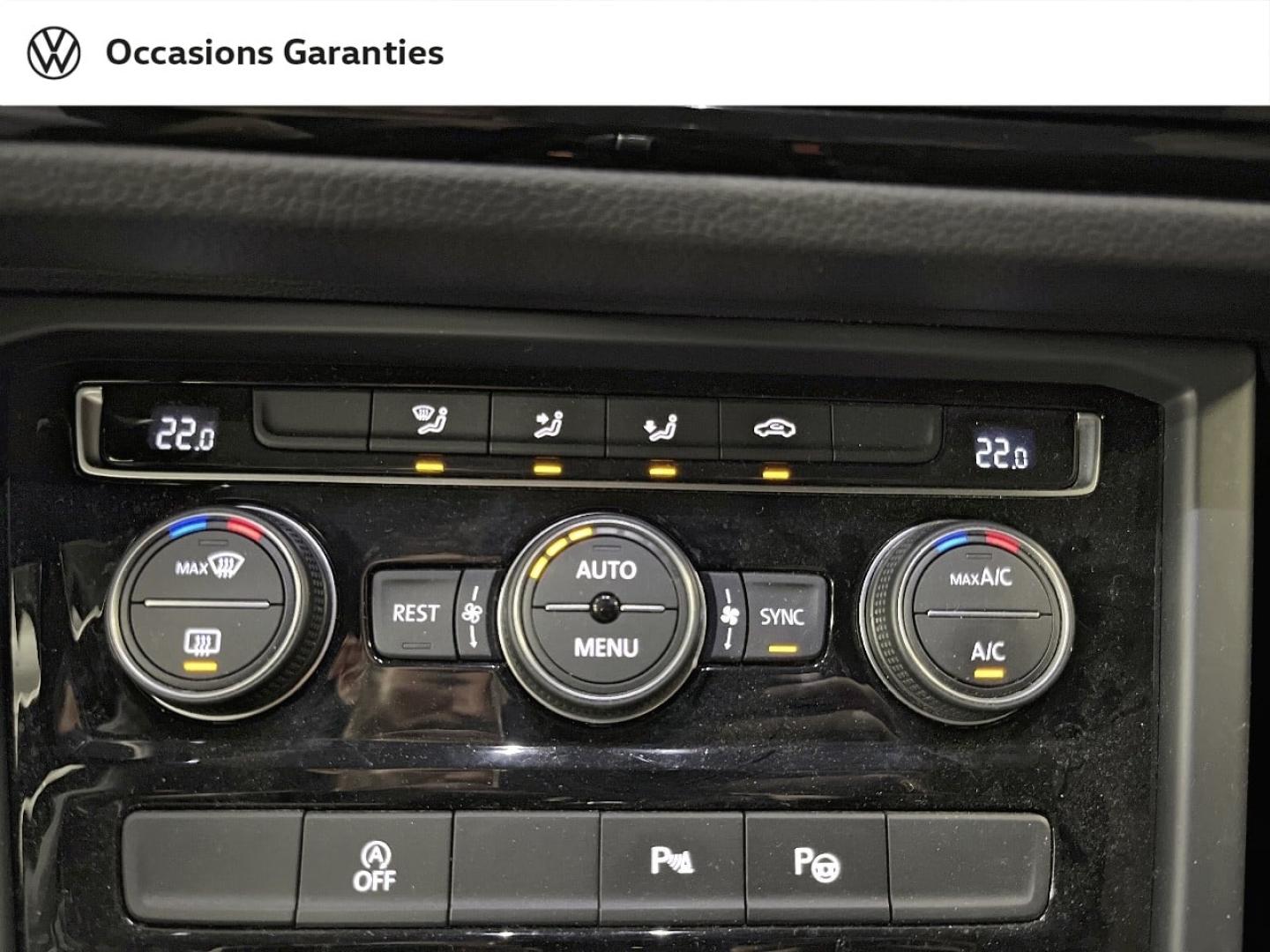 Voitures occasions VOLKSWAGEN TOURAN Carat Paris